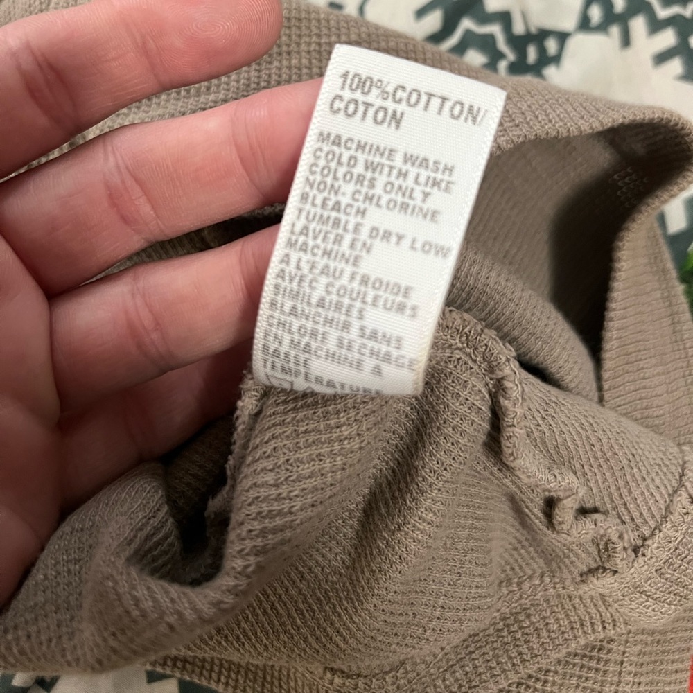 James Perse standard taupe scoop neck long sleeve cotton Henley top Made in USA - Picture 8 of 9